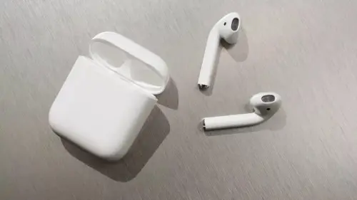 Come collegare gli AirPods al proprio smartphone o iPad