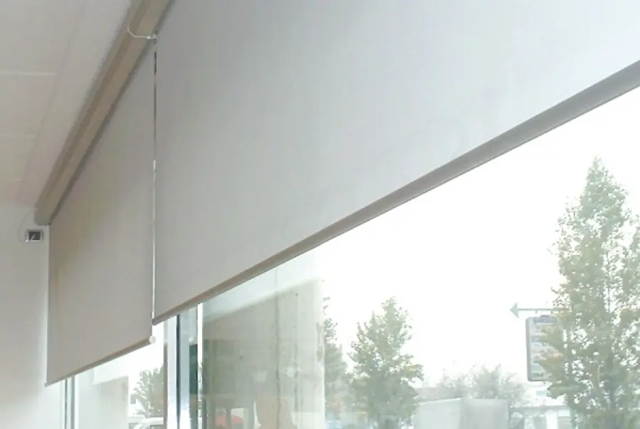 Tende a rullo, una soluzione dai molteplici vantaggi