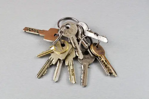 Chiave Spezzata nella Serratura? Niente Panico: Soluzioni per chi Vive a Milano