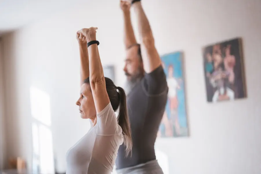 Stretching Mattutino a Casa: Esercizi Semplici