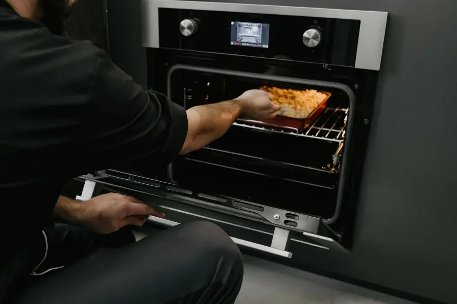 Come pulire un forno incrostato naturalmente
