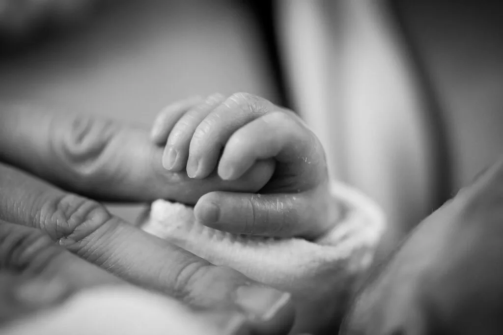 L’anello migliore da regalare quando nasce il primo figlio